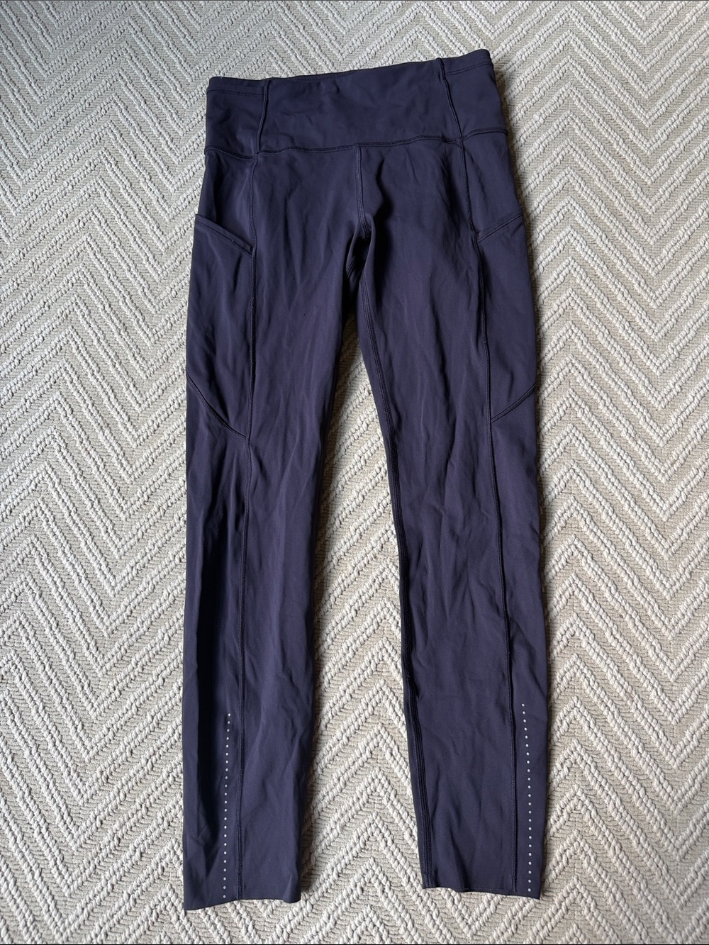 Lululemon Fast Free 7/8 tight II Nulux 25” black leggings size 6